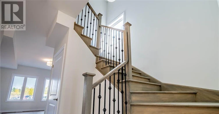 UPPER-77 Renfrew Trail, Welland, ON, L3C 0K2 - 18