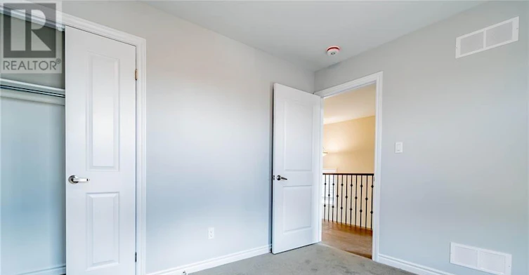 UPPER-77 Renfrew Trail, Welland, ON, L3C 0K2 - 26