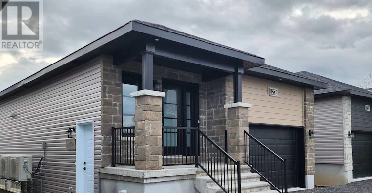 A-1231 Montblanc Crescent, Russell, ON, K0A 1W0