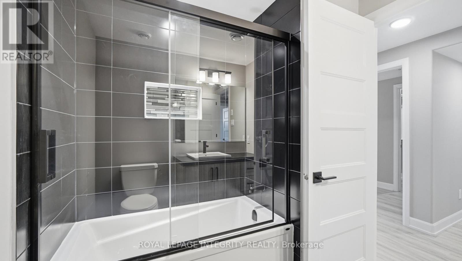 A-1233 Montblanc Crescent, Russell, ON, K0A 1W0 - 13