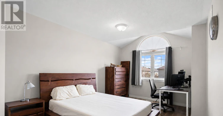 407 Celtic Ridge Crescent, Ottawa, ON, K2W 0B3 - 11