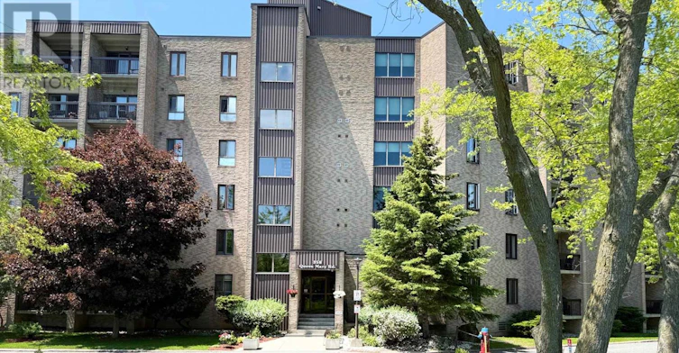 611-358 Queen Mary Road, Kingston, ON, K7M 7E8 - 2