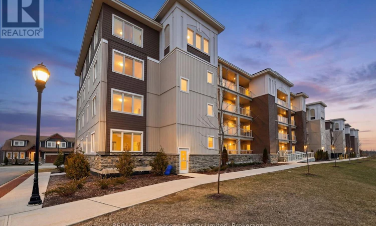 108-17 Spooner Crescent
