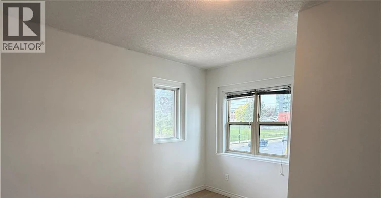 5B-124 King Street N, Waterloo, ON, N2J 2X8 - 11
