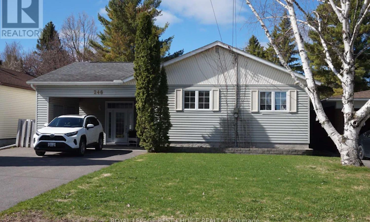 246 Pine Street W
