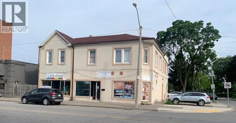 2-1006 Windsor Avenue, Windsor, ON, N9A 1K4