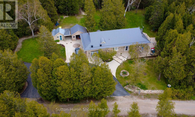 484 Sunset Drive