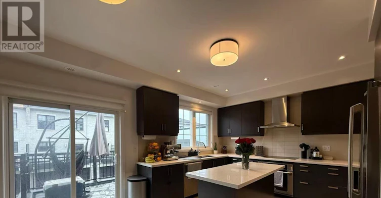 TH05-394 7 Highway Avenue E, Richmond Hill, ON, L3B 0G5 - 5