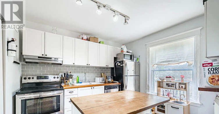 UPPER-144 Bold Street, Hamilton, ON, L8P 1V3 - 9