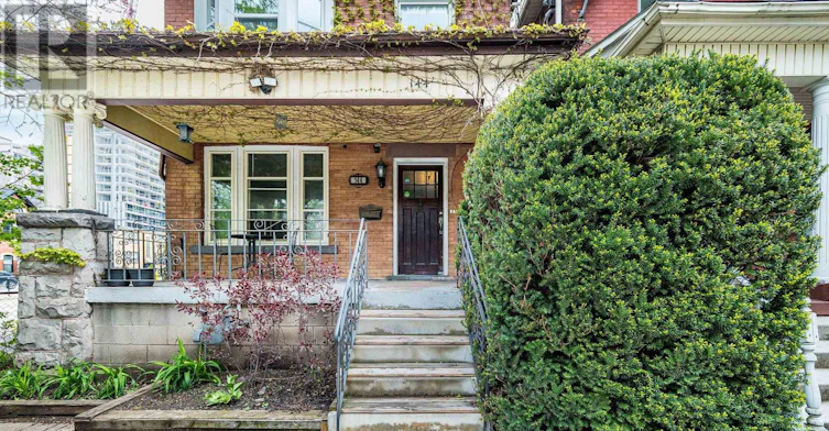 UPPER-144 Bold Street, Hamilton, ON, L8P 1V3 - 2
