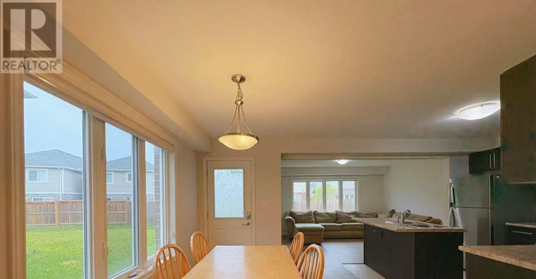 30 Elderberry Road, Thorold, ON, L2V 0E7 - 2