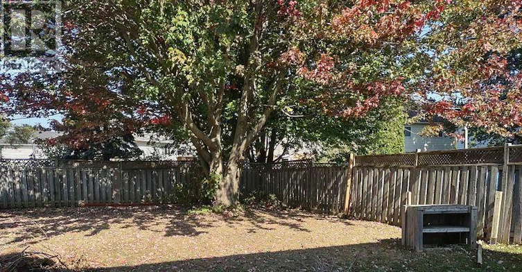 UPPER 3 LEVEL-30 Glenabbey Drive, Clarington, ON, L1E 1B8 - 12