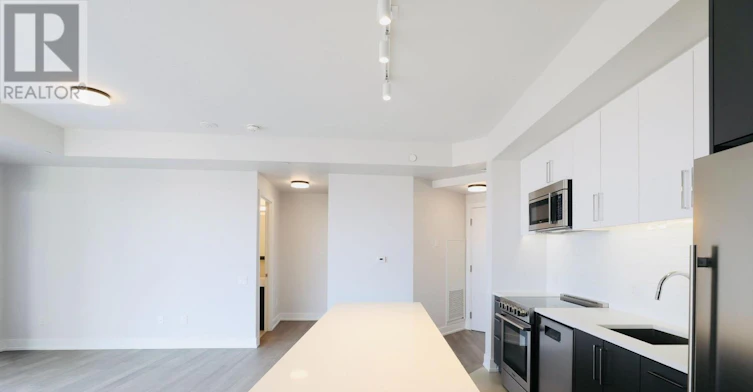 707-2525 Bathurst Street, Toronto, ON, M6B 2Y9 - 4