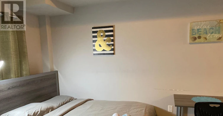 G310-275 Larch Street, Waterloo, ON, N2L 0J4 - 17