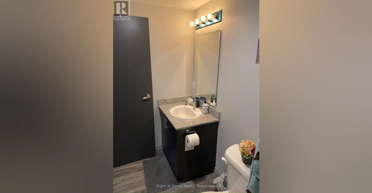 G310-275 Larch Street, Waterloo, ON, N2L 0J4 - 15
