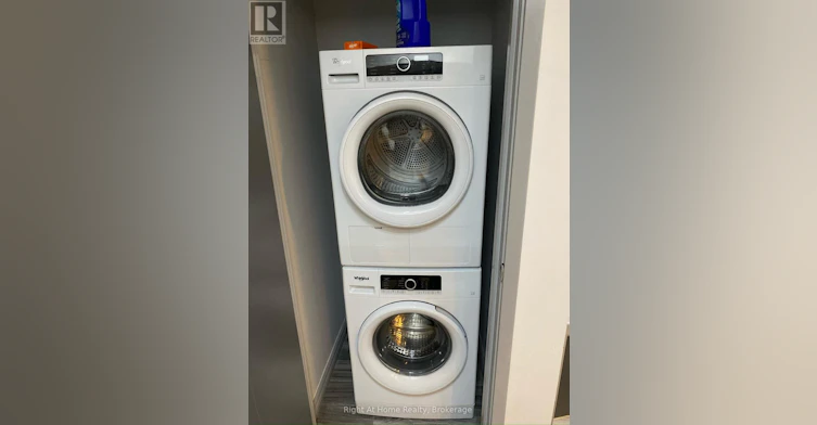 G310-275 Larch Street, Waterloo, ON, N2L 0J4 - 23