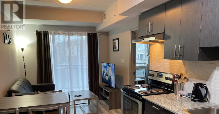 G310-275 Larch Street, Waterloo, ON, N2L 0J4 - 3