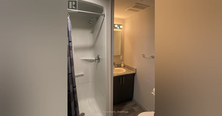 G310-275 Larch Street, Waterloo, ON, N2L 0J4 - 13