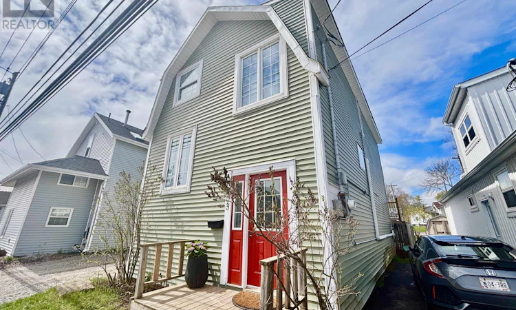 403 Queen Street
