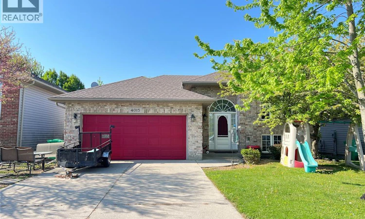 4015 Applewood Drive