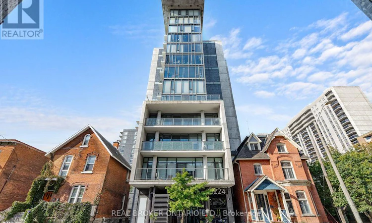 712-224 Lyon Street N