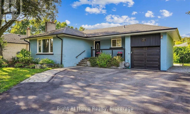 257 Wales Crescent