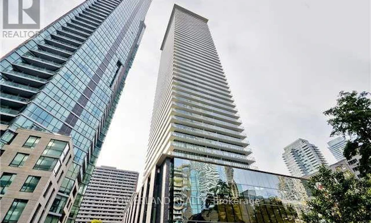 2601-33 Charles Street E