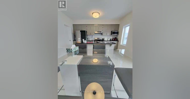 3737 Lakepointe Drive, Severn, ON, L3V 8N1 - 3