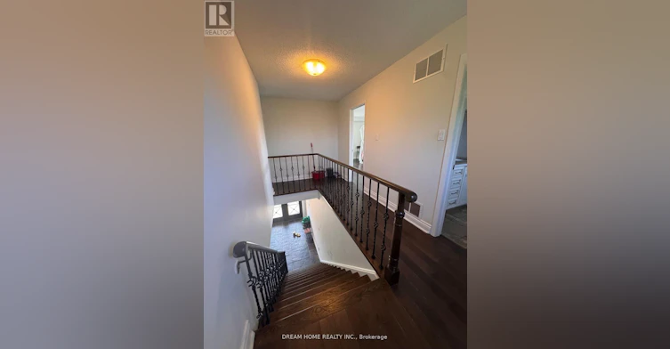 MAIN-2425 Carlanne Place, Mississauga, ON, L5C 3H6 - 17