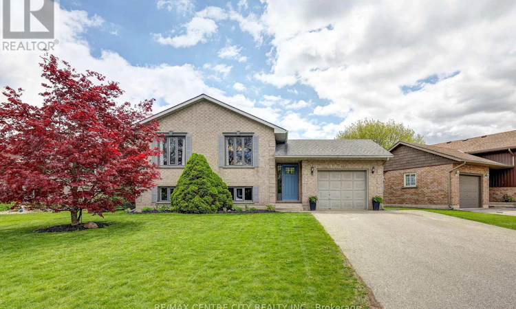 43 Sinclair Crescent