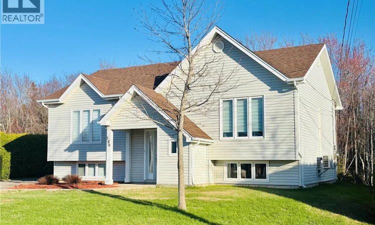 586 Breau Rue