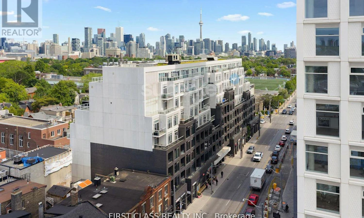 413-783 Bathurst Street