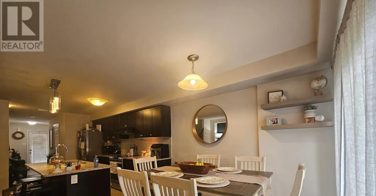 7767 White Pine Crescent, Niagara Falls, ON, L2H 3R4 - 3