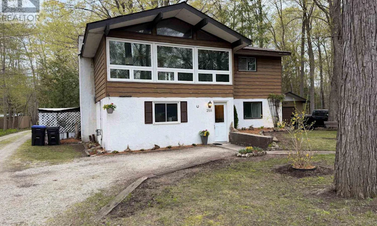 288 Knox Road E