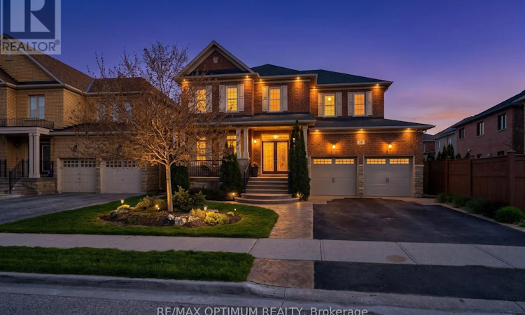 30 Sorbonne Drive