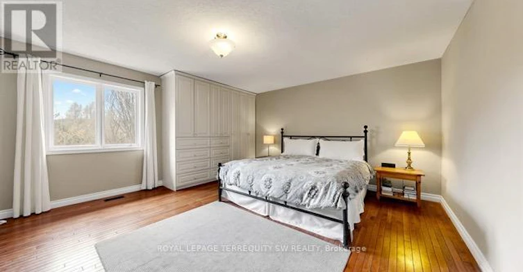 MAIN-9 Gilbert Drive, Aurora, ON, L4G 6W8 - 19