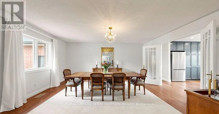 MAIN-9 Gilbert Drive, Aurora, ON, L4G 6W8 - 15