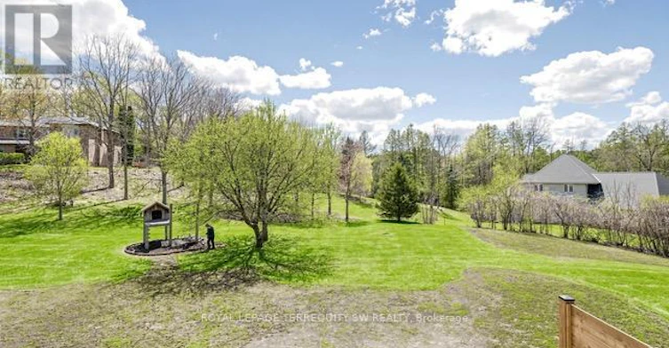 MAIN-9 Gilbert Drive, Aurora, ON, L4G 6W8 - 38
