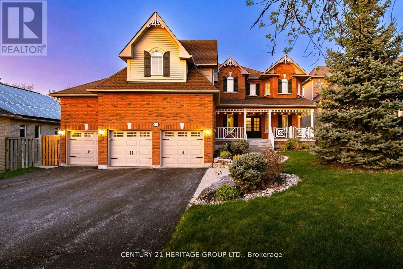 673 Chaleur Place, Newmarket, ON, L3X 1L6