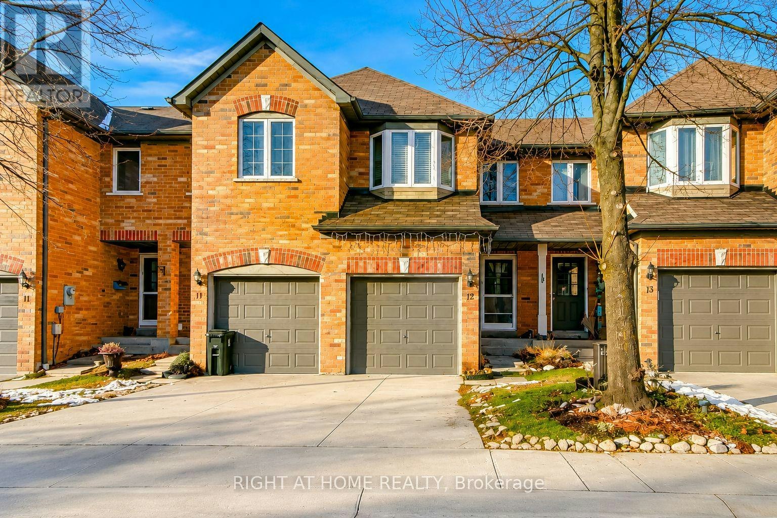 12-6400 Lawrence Avenue E, Toronto, ON, M1C 5C6