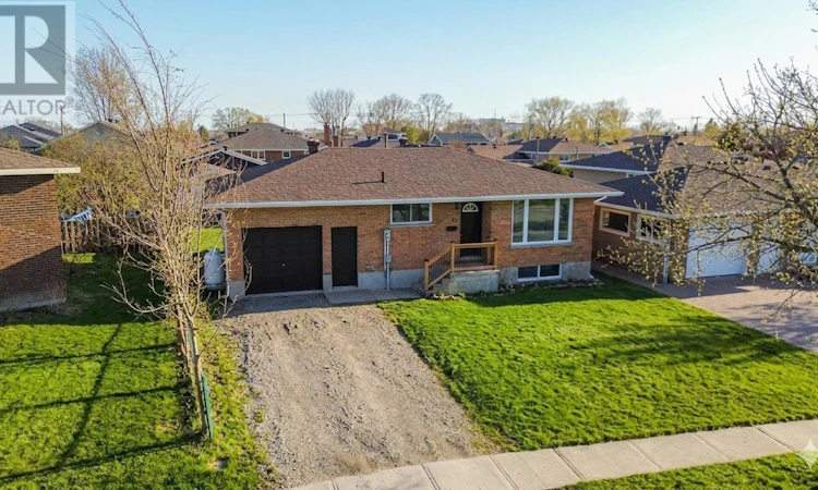 35 Pozzebon Crescent
