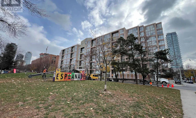 PH5-65 Scadding Avenue