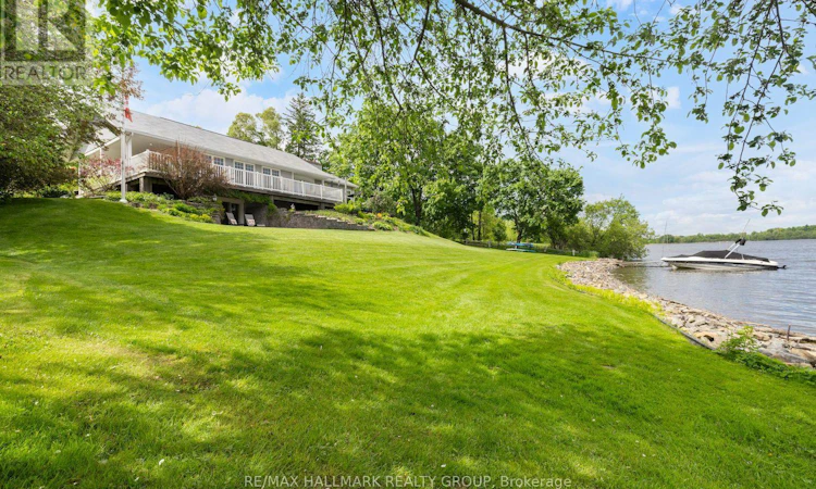 1 Rideau Glen Drive