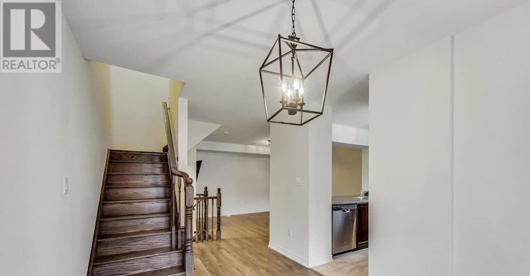 10 Goldeye Street, Whitby, ON, L1P 0E5 - 10