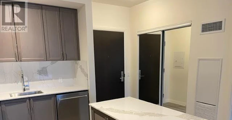 214-9000 Jane Street, Vaughan, ON, L4K 0M6 - 3