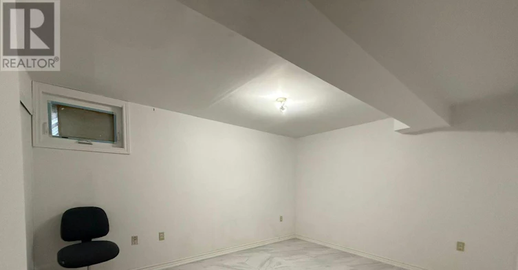 61 Wilmont Drive, Toronto, ON, M3N 1N5 - 4