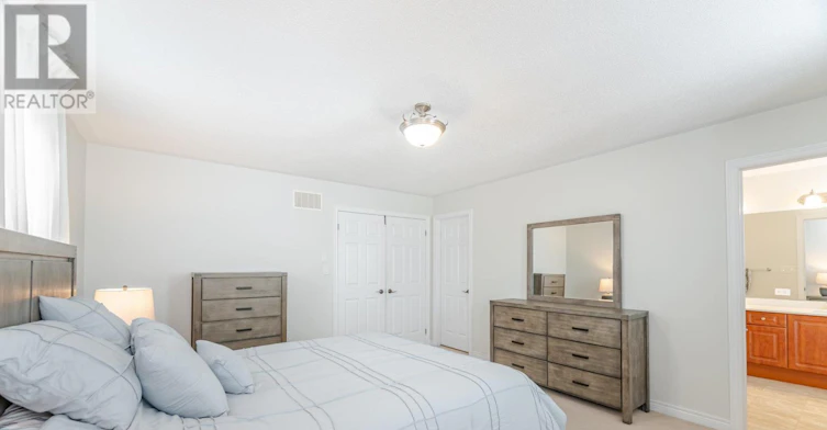 2025 Trawden Way, Oakville, ON, L6M 0M2 - 16