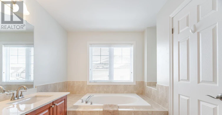 2025 Trawden Way, Oakville, ON, L6M 0M2 - 18