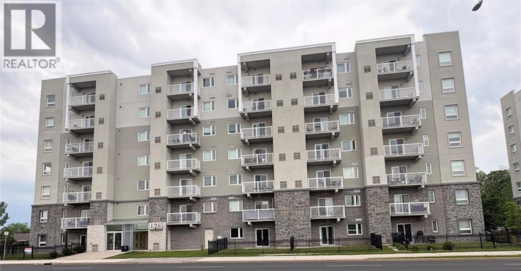 502-1675 Banwell, Windsor, ON, N8P 1M9
