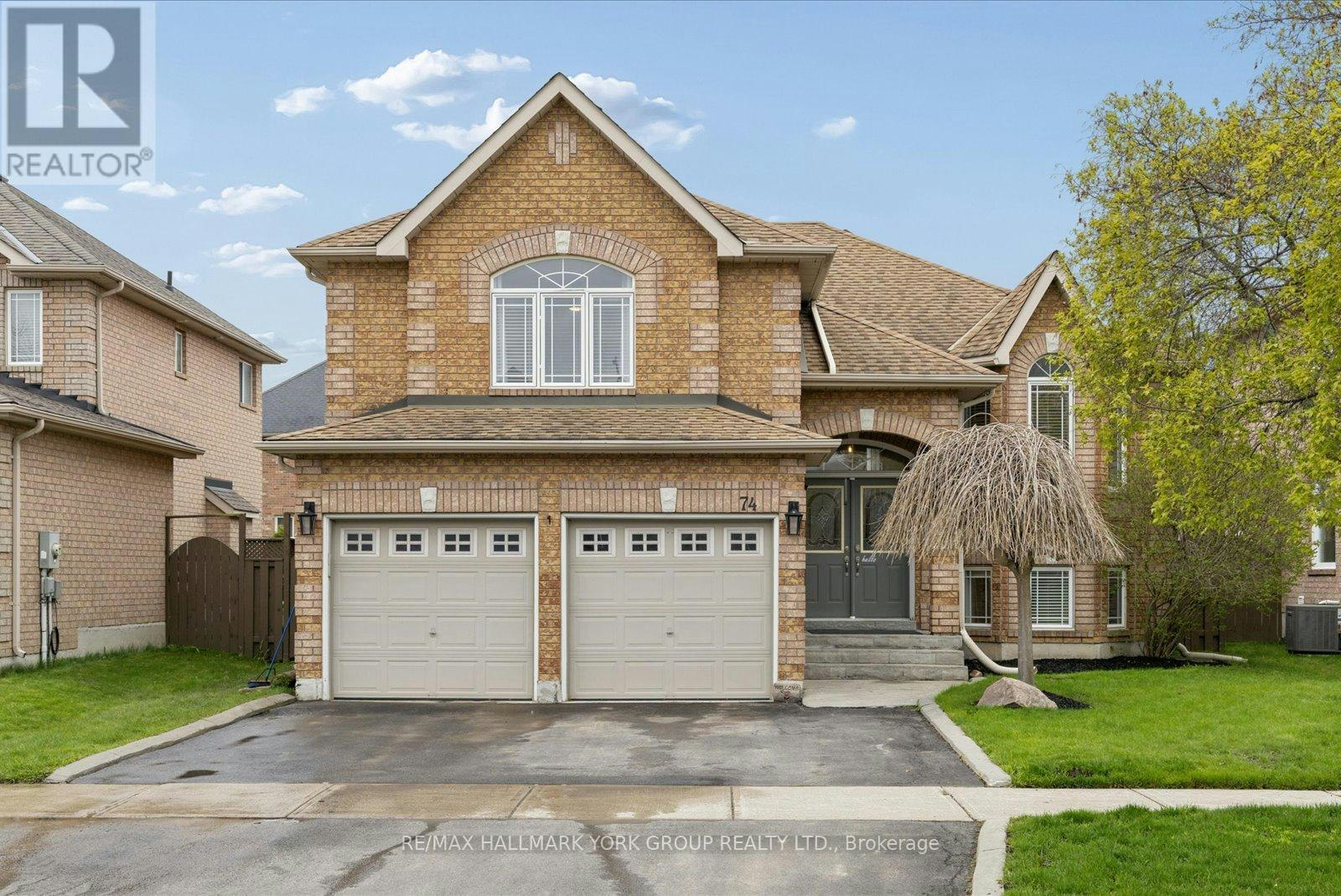 74 Wrendale Crescent, Georgina, ON, L4P 4C7